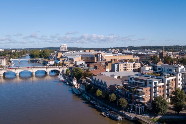 Jerome Place, Kingston Upon Thames KT1 3 bed penthouse for sale