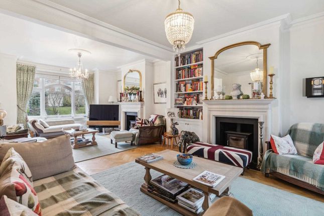 Chalk Hill, Oxhey 6 bed terraced house for sale