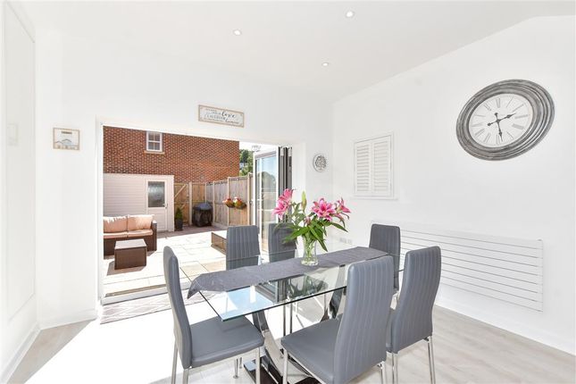 London Road, Dover, Kent 3 bed townhouse for sale