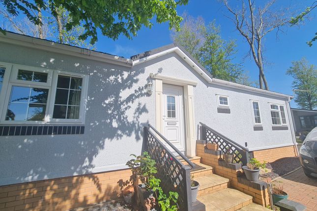 Bromyard HR7 2 bed park home for sale