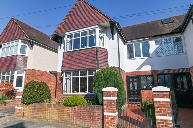 4 bedroom semi-detached house for sale
