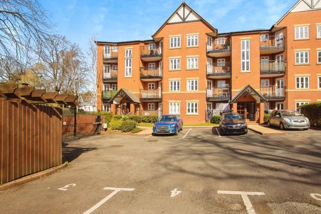 2 bed flat