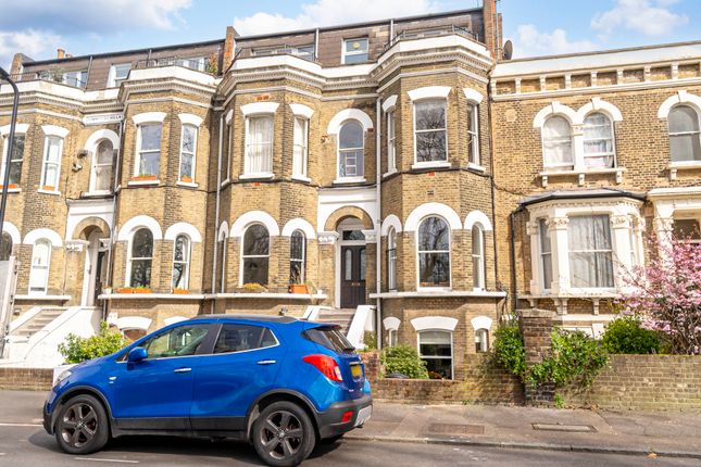 Queensdown Road, Hackney, London, E5 2 bed apartment for sale