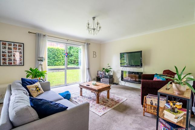 Ashfield Court, Tadcaster Road, York 2 bed flat for sale