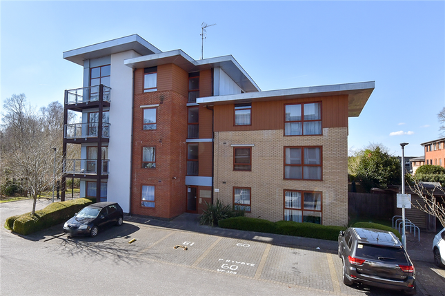 Commonwealth Drive, Three Bridges... 1 bed ground floor flat for sale