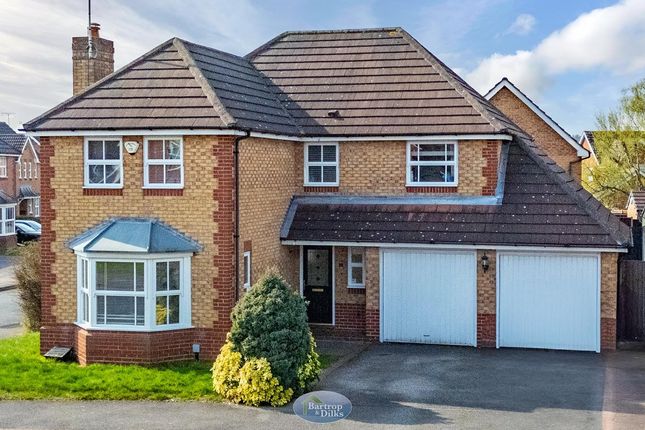 4 bed detached house