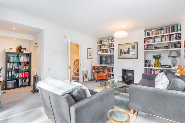 Hawksmoor Mews, London 2 bed end of terrace house for sale