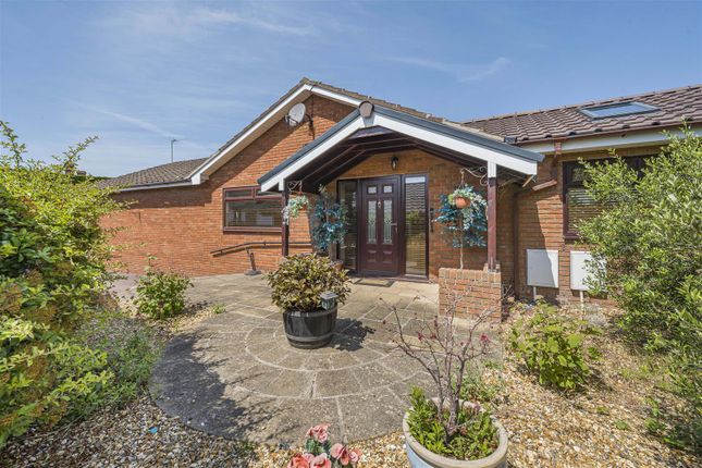 4 bedroom detached bungalow for sale