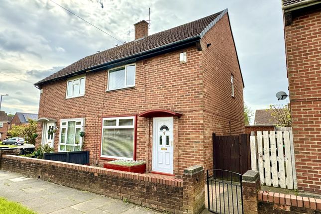 Cotswold Road, Hylton Castle... 2 bed semi