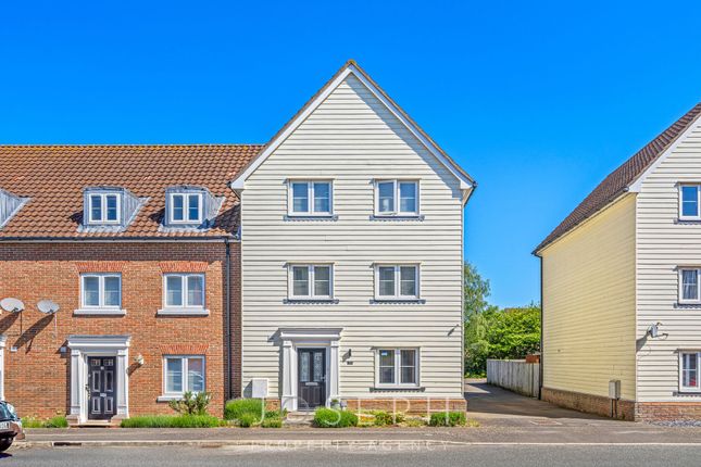 4 bedroom town house for sale