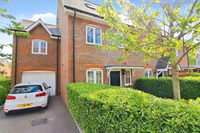 4 bedroom semi-detached house for sale