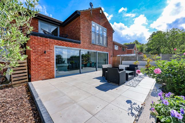 Main Road, Haunton 4 bed detached house for sale