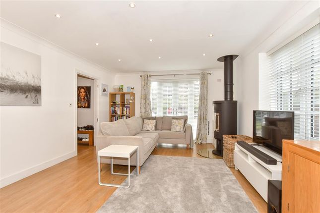 Island Road, Upstreet, Canterbury, Kent 4 bed detached house for sale