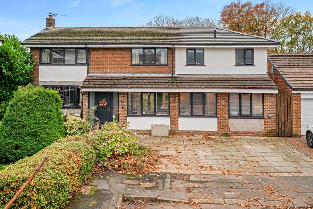 4 bed detached house