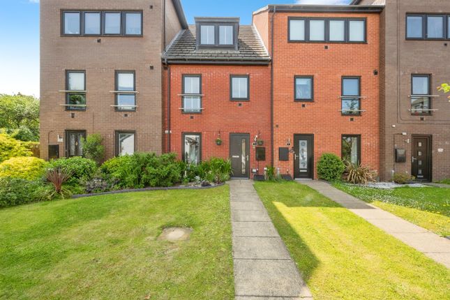 4 bedroom town house for sale