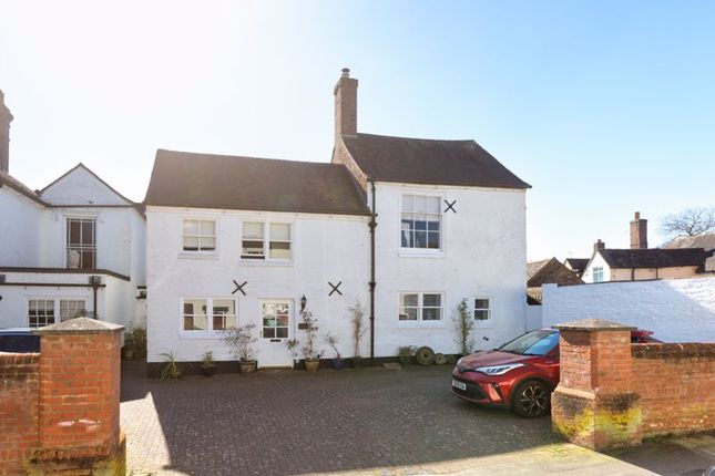 2 bed semi-detached house