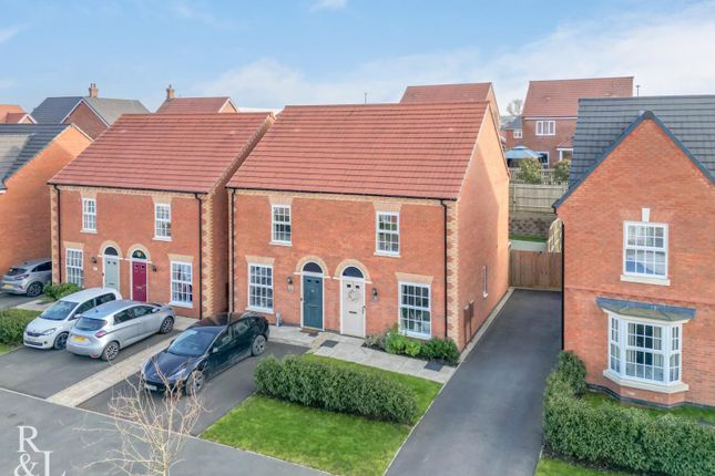 2 bedroom semi-detached house for sale