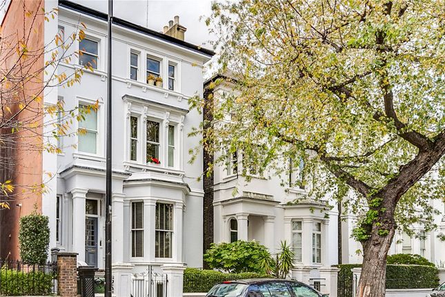 London W11 4 bed apartment for sale