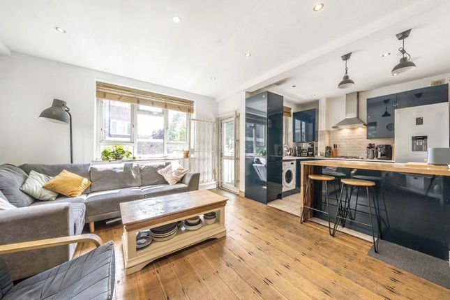 Tulse Hill, London SW2 4 bed flat for sale
