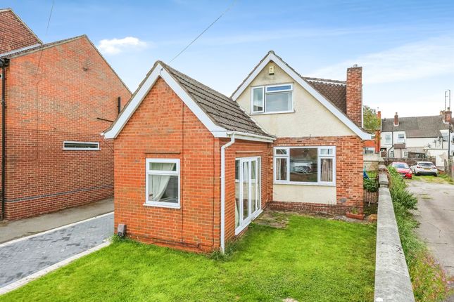 4 bed detached house