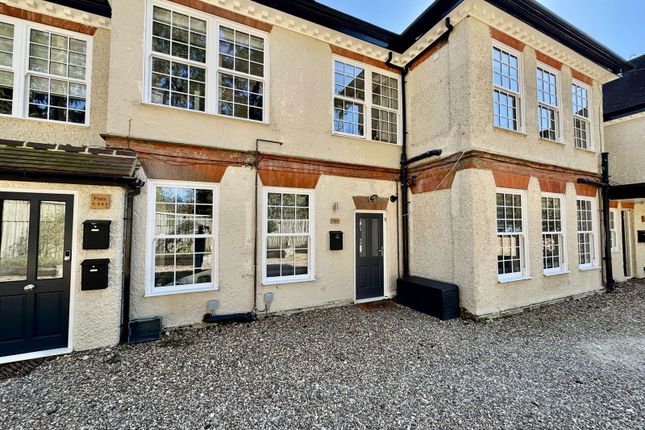 Chipperfield Road, Kings Langley WD4 2 bed ground floor flat for sale