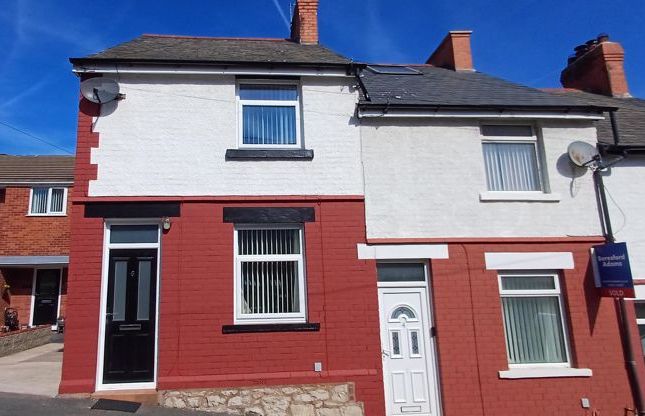 2 bed end terrace house