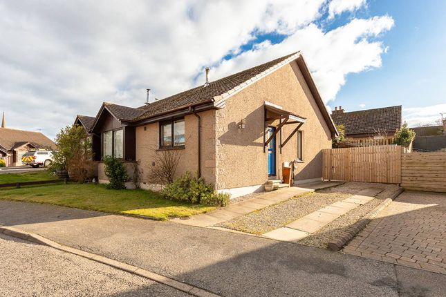 3 bedroom semi-detached bungalow for sale