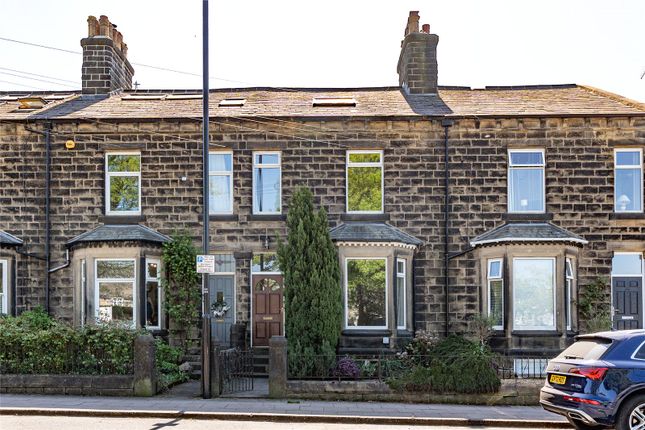 Oxford Road, Guiseley 3 bed terraced house for sale