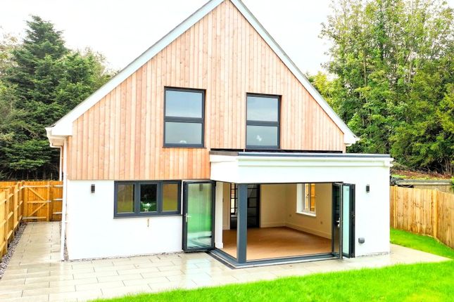 Main Road, Westfield, East Sussex, TN35 4 bed detached house for sale