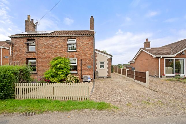 St. Michaels Lane, Wainfleet St.Marys... 2 bed semi