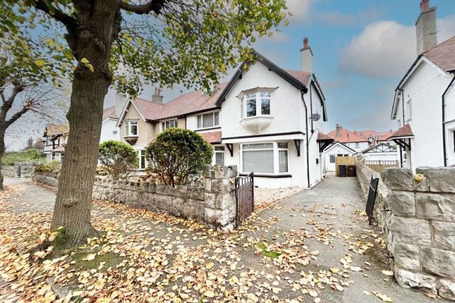 Park Avenue, Llandudno 4 bed semi