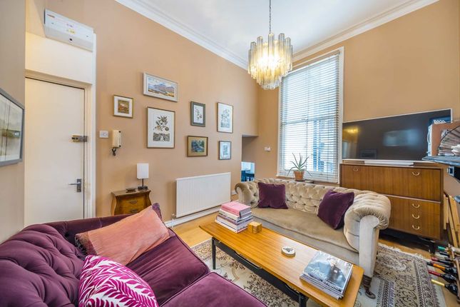 Ladbroke Grove, London W10 2 bed flat for sale