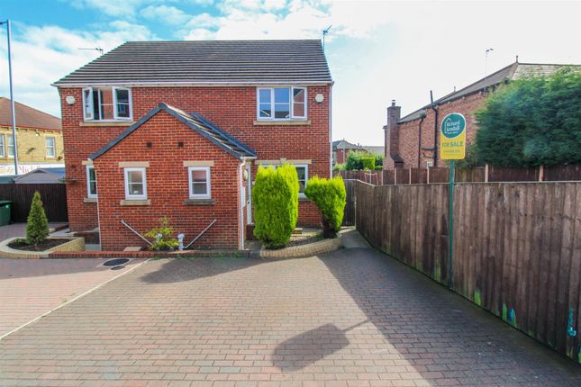 3 bedroom semi-detached house for sale