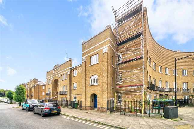 Maroon Street, London, E14 1 bed apartment for sale