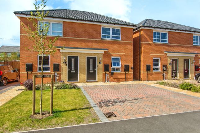 2 bedroom semi-detached house for sale