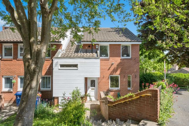 4 bedroom end of terrace house for sale