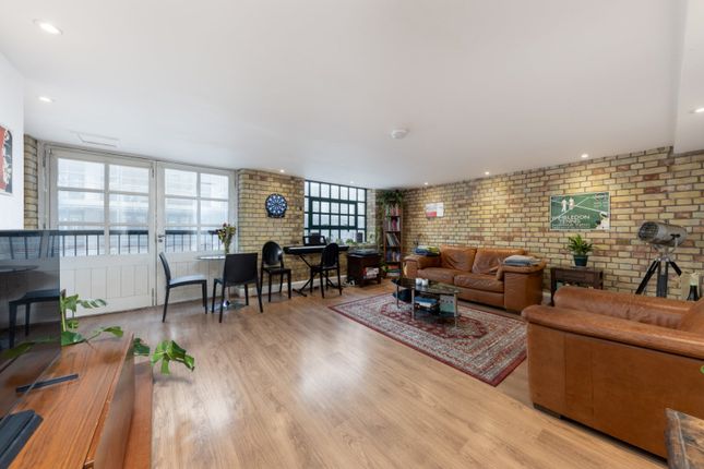 2 bed flat