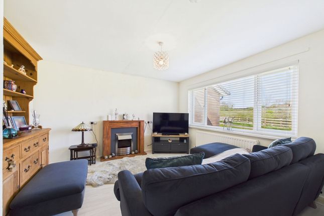 2 bedroom terraced bungalow for sale