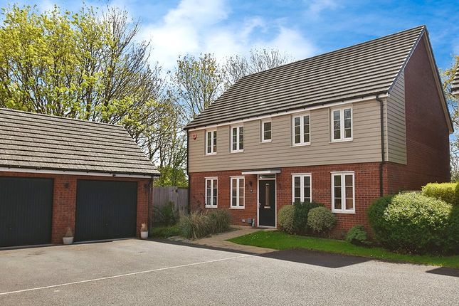 Mulligan Drive, Newcourt, Exeter, EX2 4 bed detached house for sale