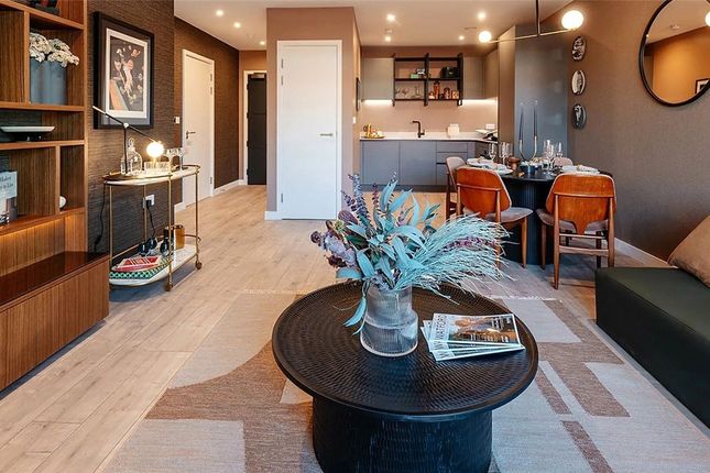 2 Fauna Walk, London WD24 Studio for sale
