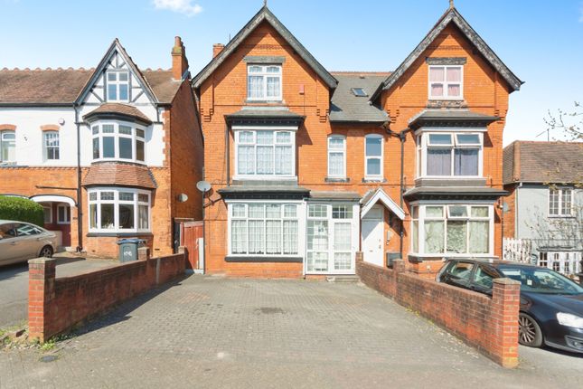 5 bedroom semi-detached house for sale