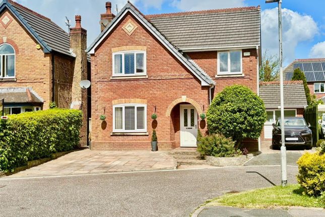 4 bed detached house