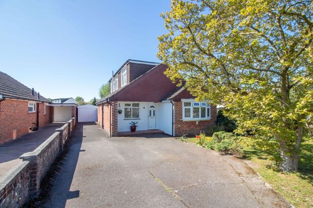 Windsor Road, Waterlooville, PO7 6BA 4 bed detached bungalow for sale