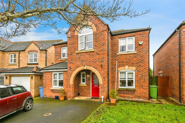 4 bed detached house