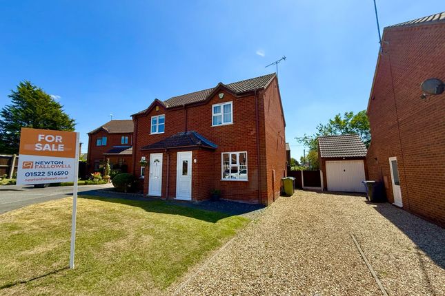 2 bedroom semi-detached house for sale