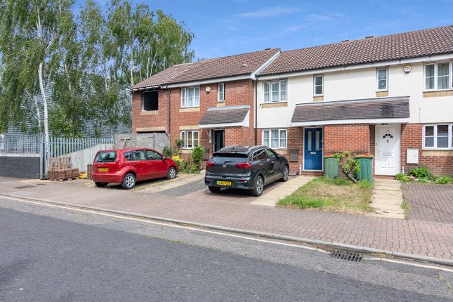 County Road, Beckton, London, E6 2 bed terraced house for sale