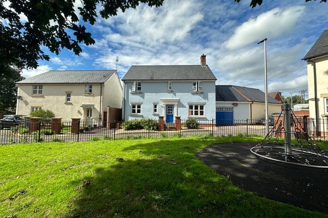 Hayne Court, Tiverton EX16 4 bed detached house for sale