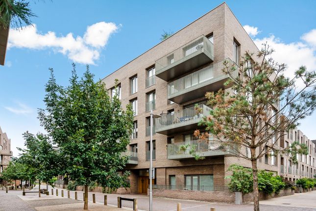 Bowline Court, Durham Wharf Drive... 2 bed flat for sale