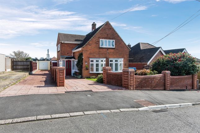 3 bed detached bungalow
