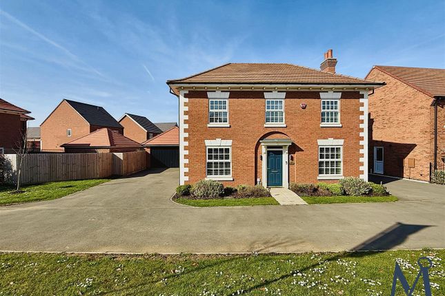 4 bed detached house